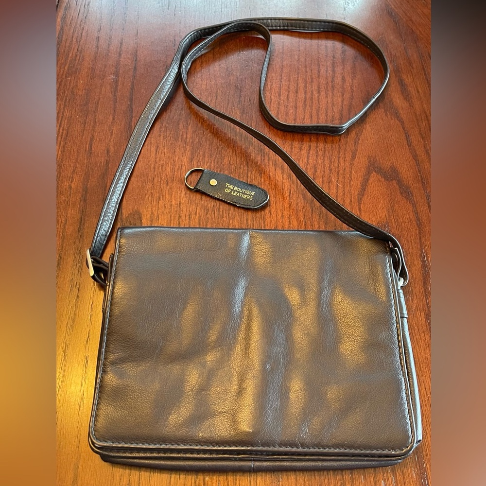 The Boutique of Leathers - deep brown genuine soft leather purse with key fob
